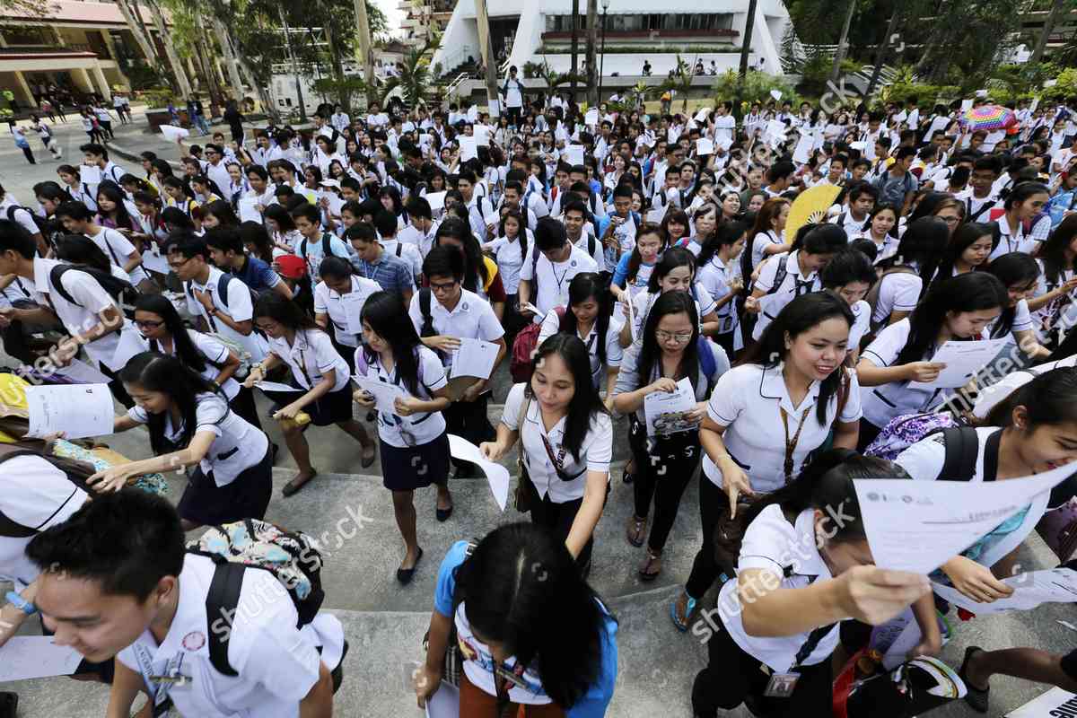 CHED allows unvaxxed college students, teachers to attend face-to-face classes
