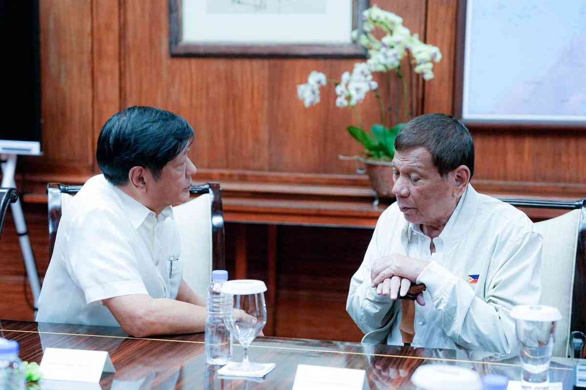 Ex-Pres Duterte visits PBBM in Malacañang