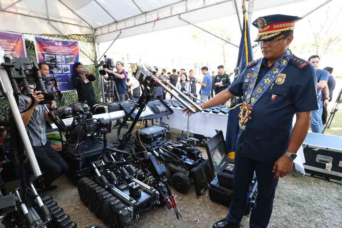 LOOK: PNP receives 6 bomb disposal robots from US anti-terror program