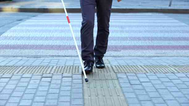 MRT-3 offers libreng sakay for visually impaired passengers