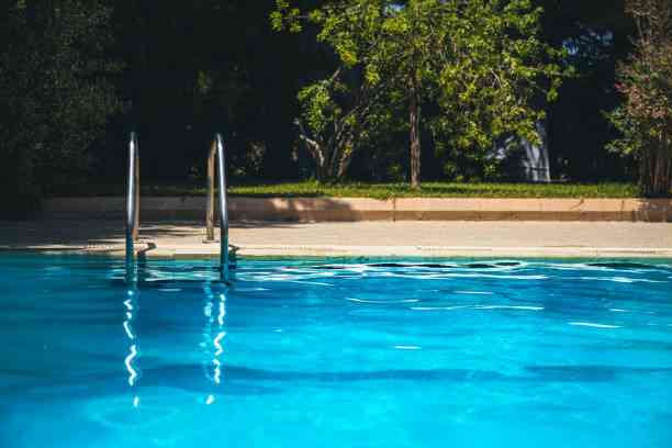 MWSS to LGUs: Issue ordinance banning swimming pools