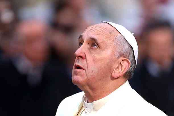 Pope Francis successfully undergoes abdominal surgery