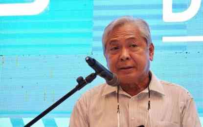 DOTr chief says no addt’l MC taxis in Metro Manila