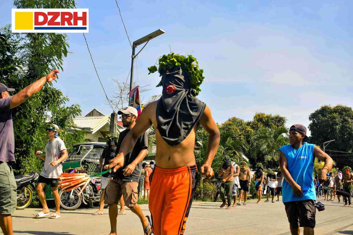 IN PHOTOS: Penitents of Gen. Luna, Quezon Province self-flagellate on Good Friday