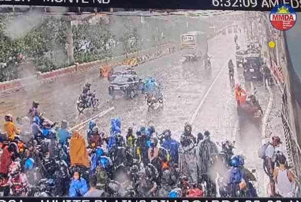 MMDA starts fining riders who take shelter under flyovers, footbridges