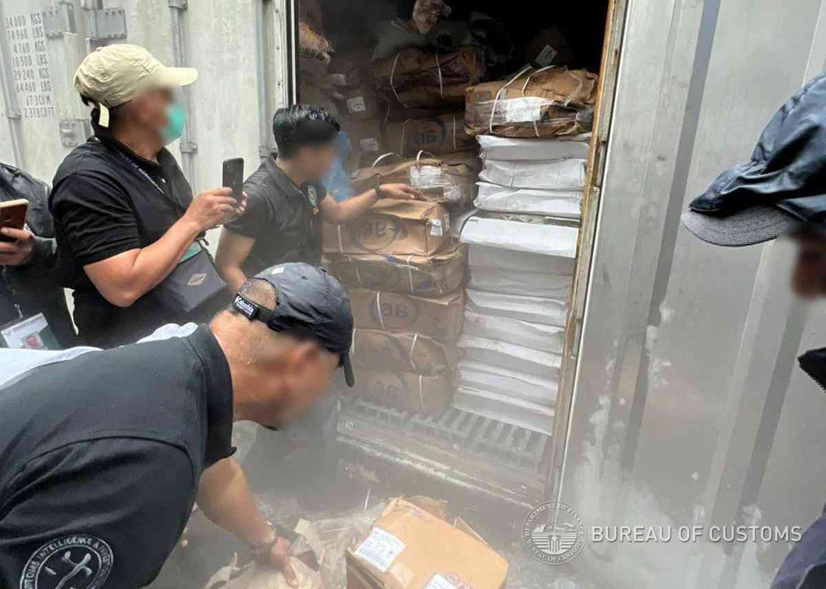 P30M worth of expired meat, frozen goods seized in Caloocan warehouse