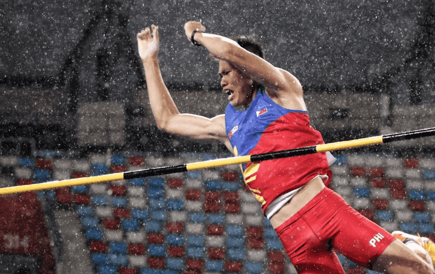 EJ Obiena clinches gold in Norway, sets new records