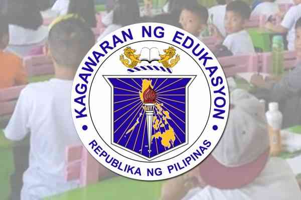 DepEd clarifies order 49: ‘Teachers can still talk to student on social media’