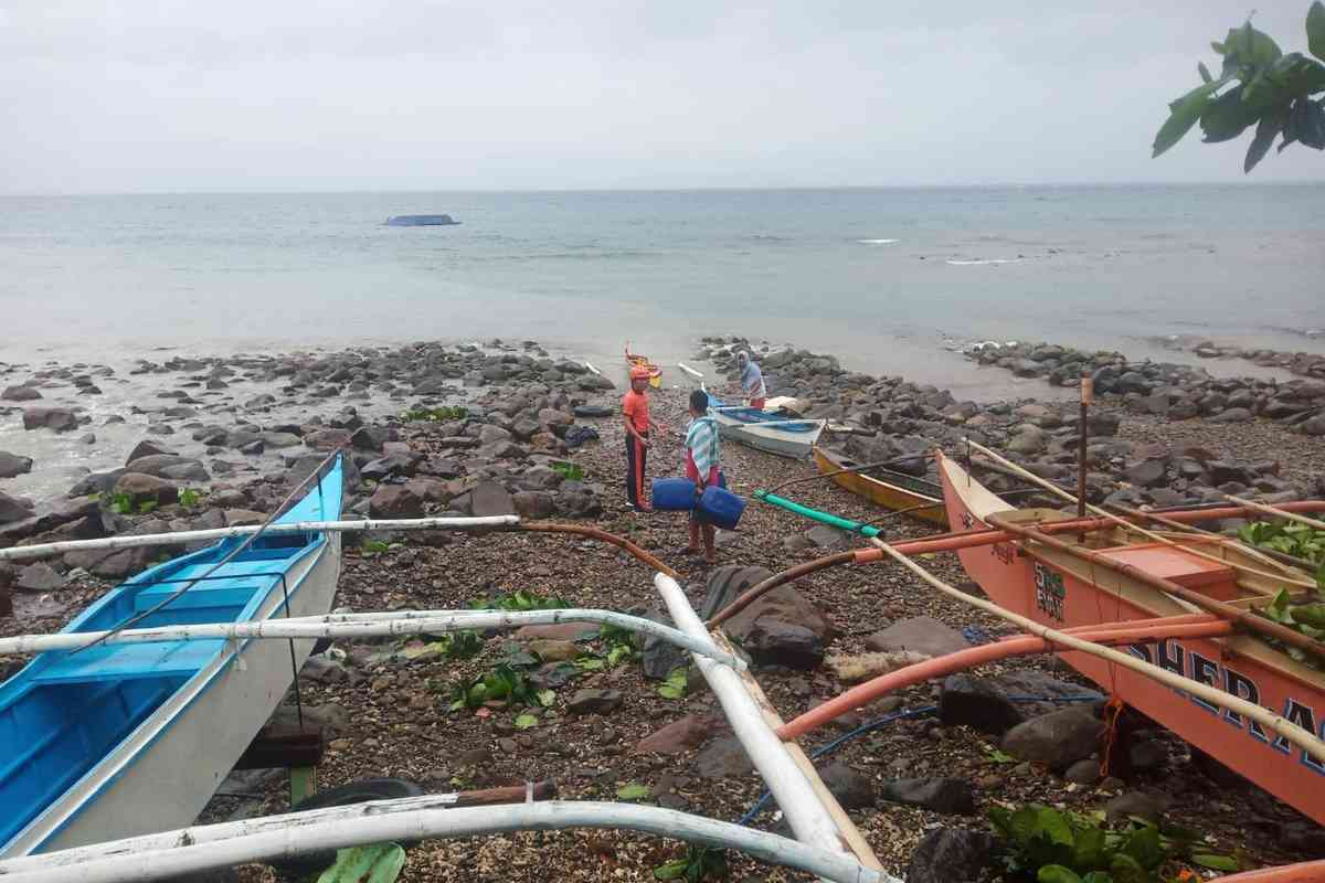 PCG: 2 fishermen killed after boat sinks in Southern Leyte