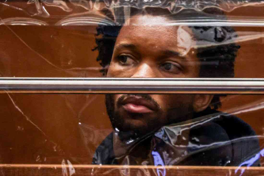 Pop vocalist D4vd faces evidentiary hearing in murder of teenage girl