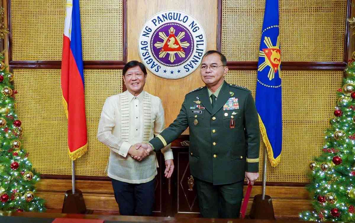 AFP units back Centino's reappointment amid destabilization rumors