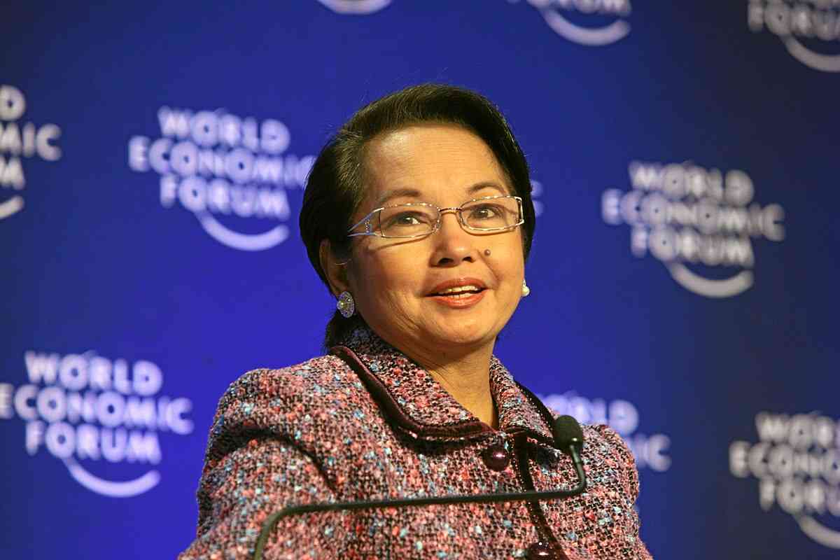 Arroyo asserts ICC can't investigate Duterte for his drug war
