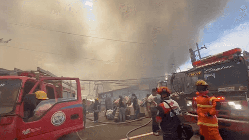 1 dead, 8 injured in massive Bacoor fire