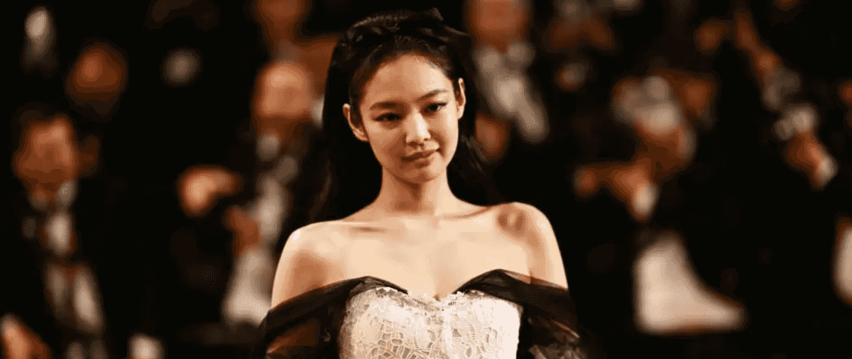 BLACKPINK's Jennie Kim debuts on Cannes red carpet