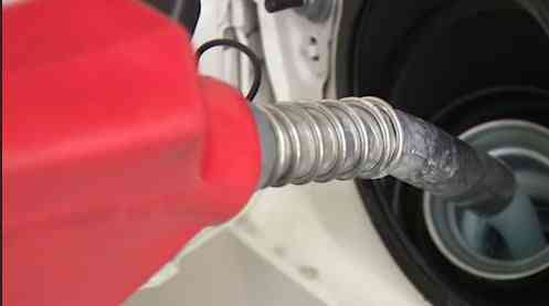 Rollbacks on fuel prices announced after four-week hike