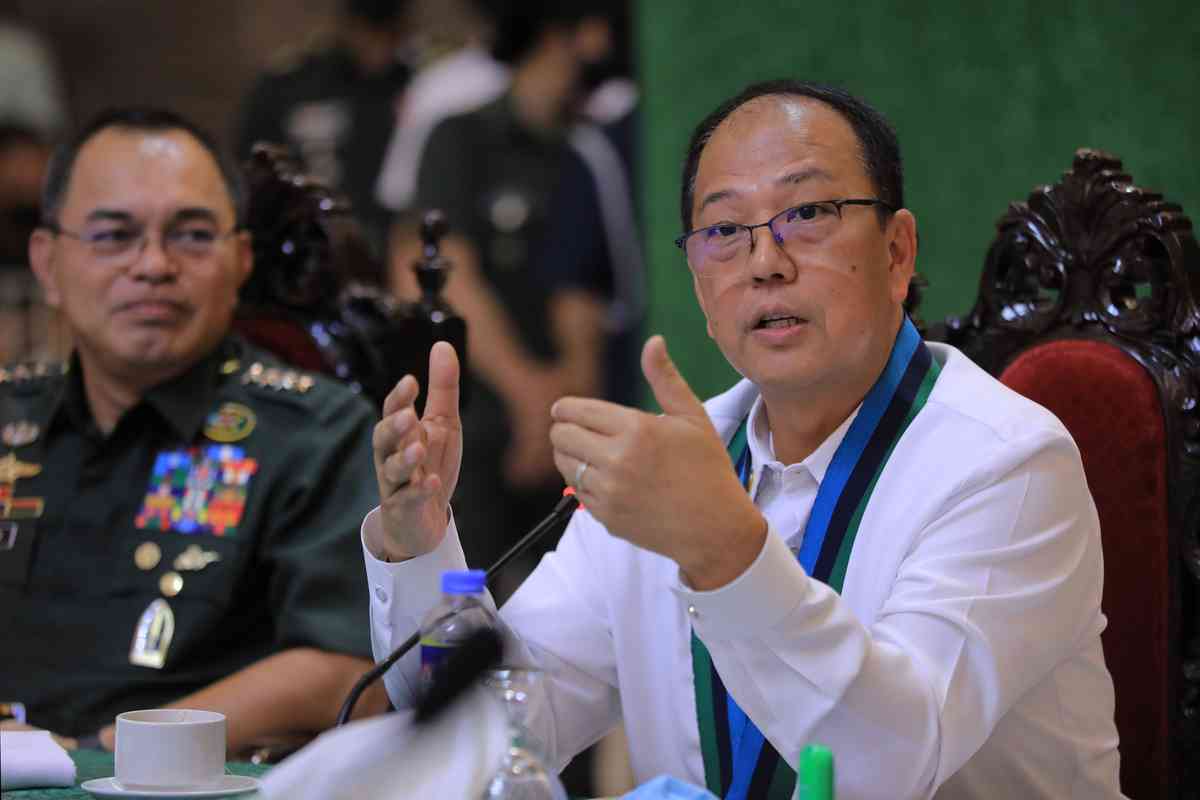 Galvez denies unrest, admits 3-year term for AFP officials may lead to stagnation, demoralization
