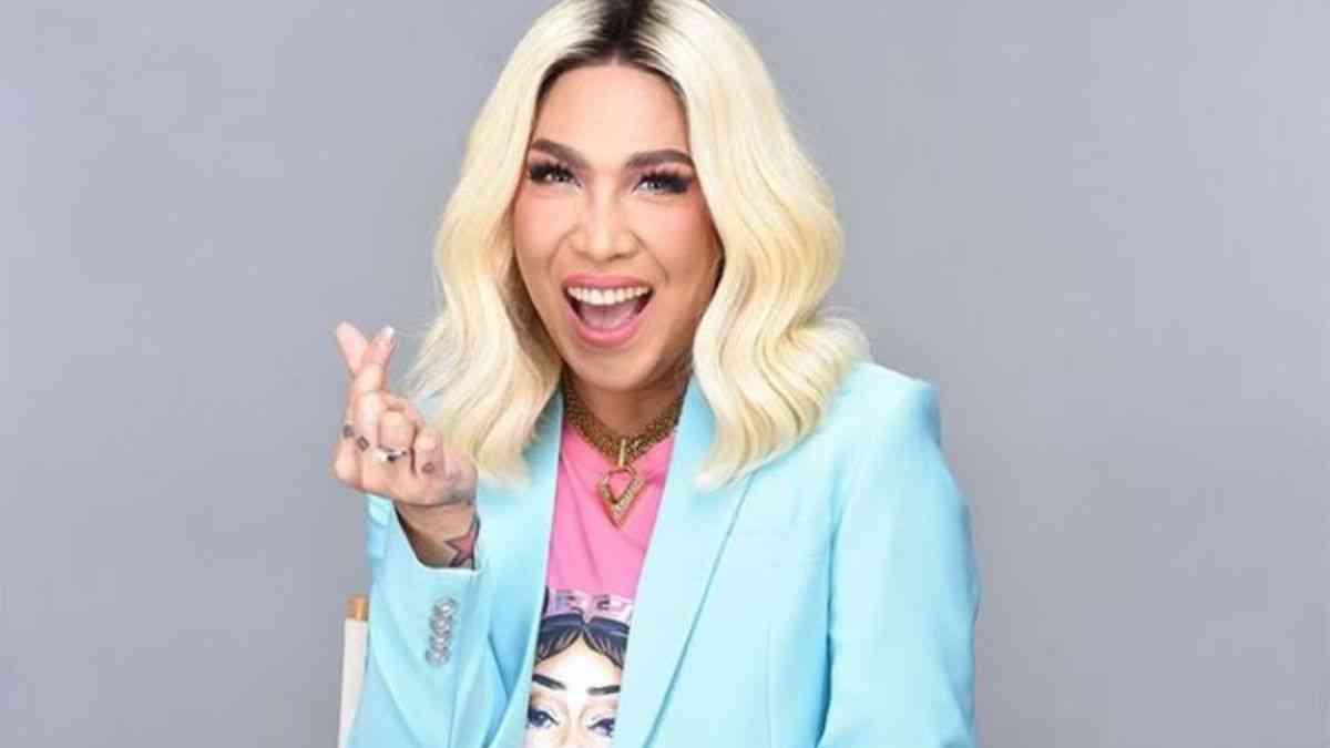 WATCH: Vice Ganda confronts couple who pulled his wig at Canada concert