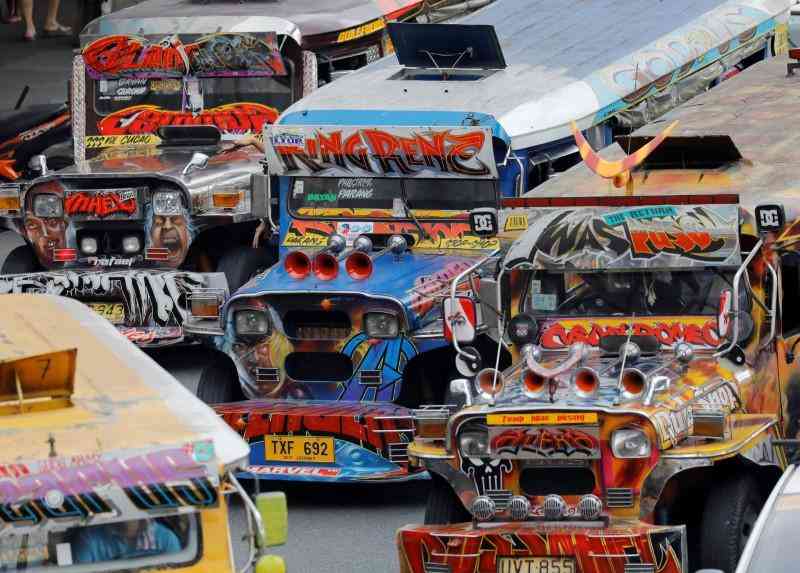 LTFRB extends anew franchise of traditional jeepneys to June 30