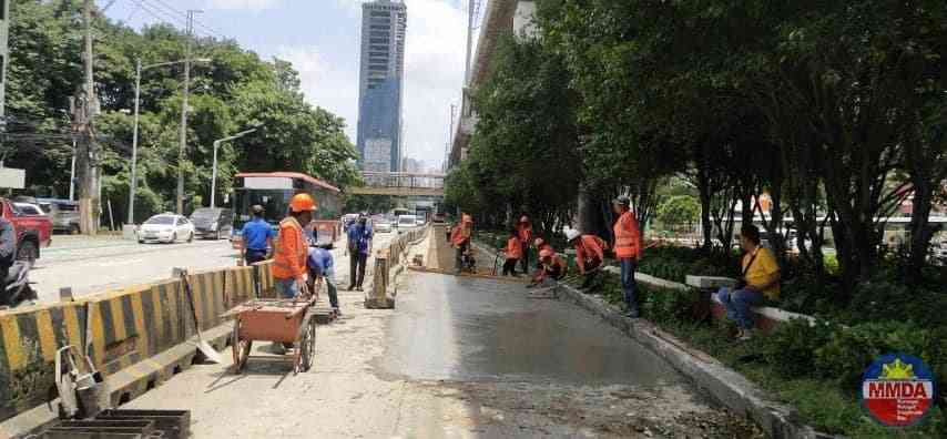 MMDA: 16 out of 18 EDSA roads now passable after repair