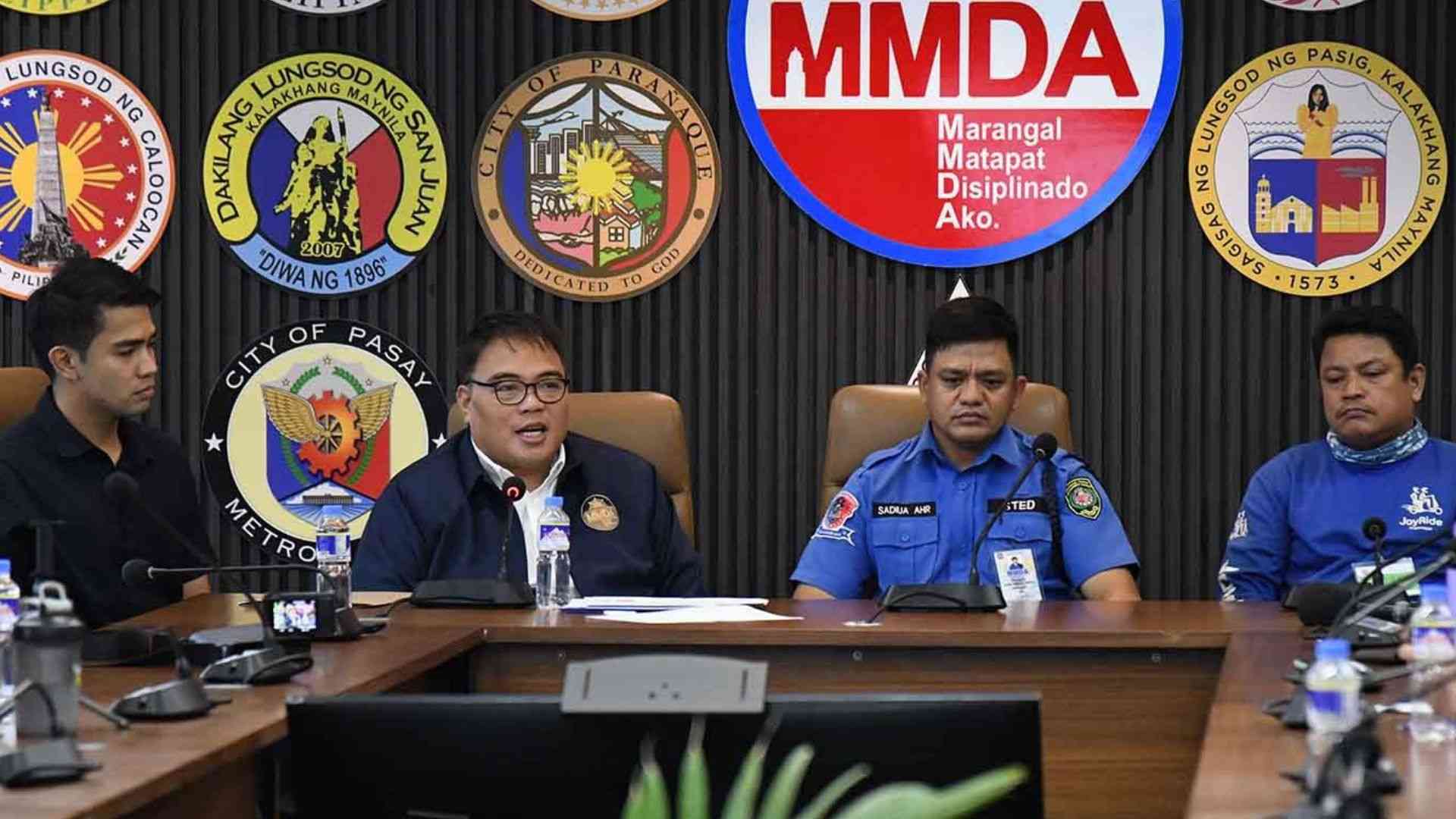 MMDA to file charges against SUV driver who hit motorcycle, enforcer