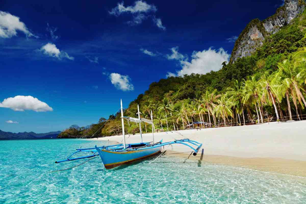 Philippines hailed as leading dive, beach destination in the world