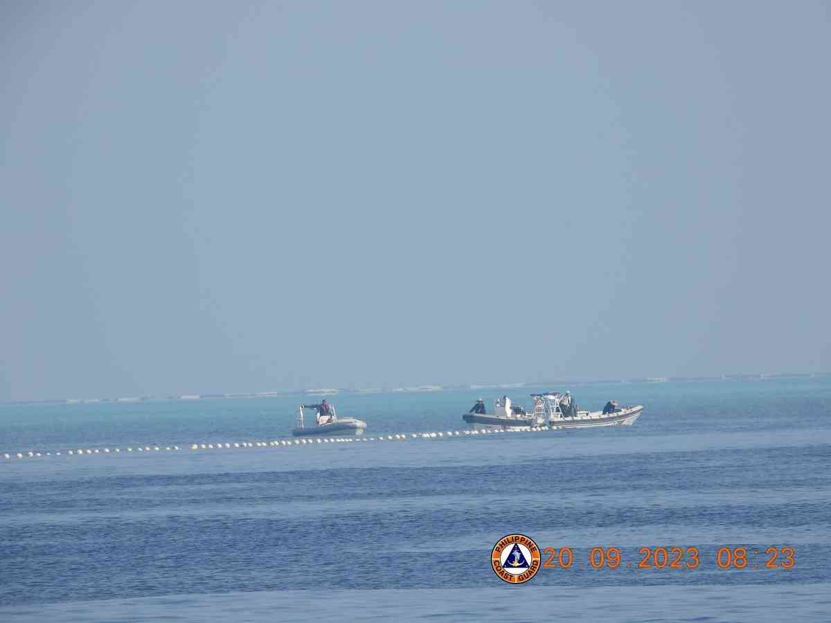 PH vessels "intruding" on Scarborough Shoal – China