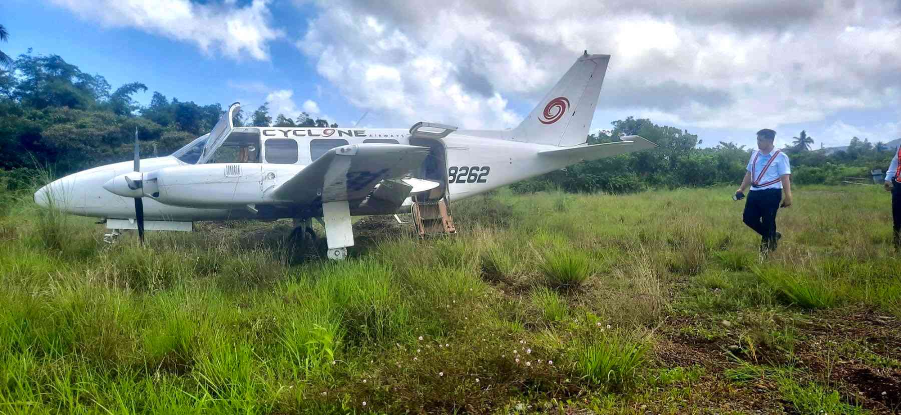Aircraft overshoots in Palanan, Isabela