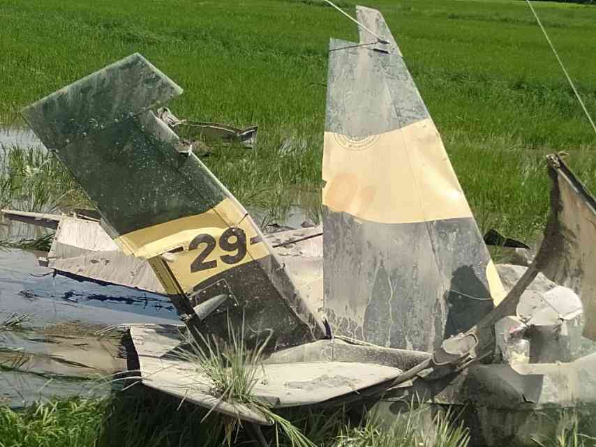Military plane with 2 onboard crashes in Bataan