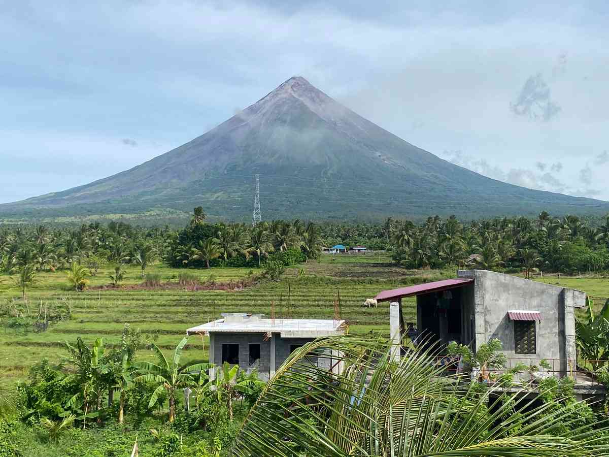 35 evacuees at Mayon Volcano encounters respiratory issues — DOH