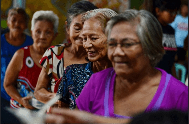 Revilla seeks to reduce minimum age requirement for senior citizens