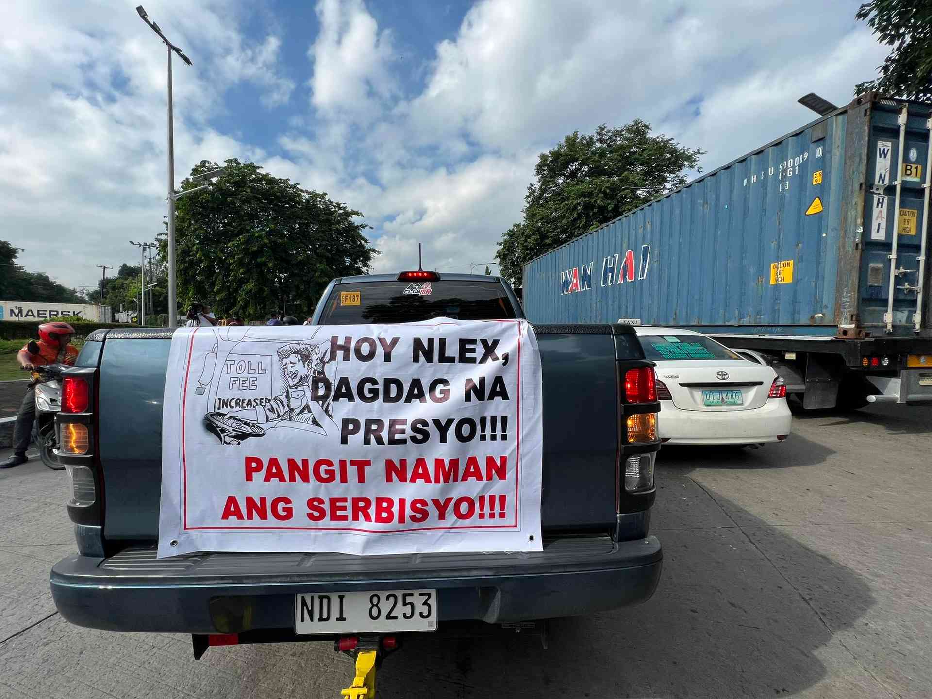 Trucker groups protest against NLEX toll fee hike