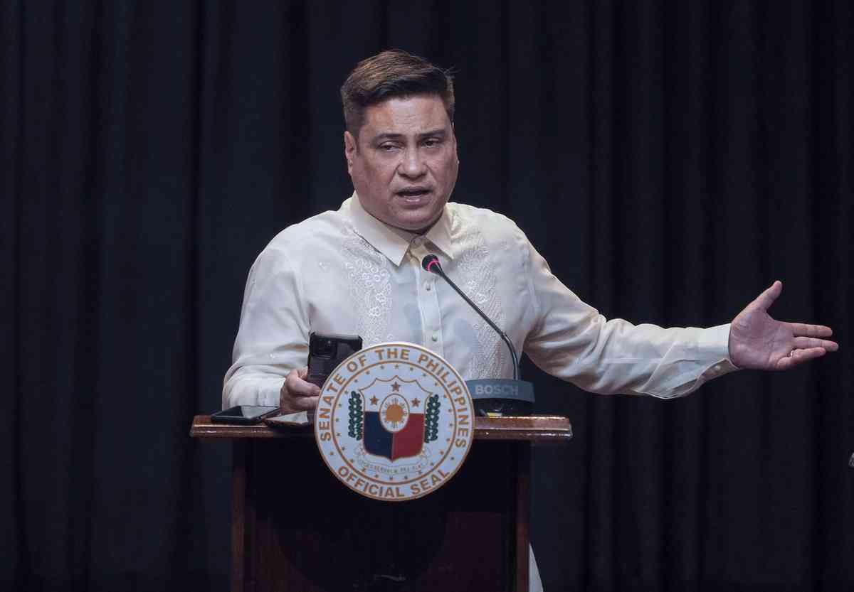 Zubiri seeks to form oversight body to check confidential, intelligence funds