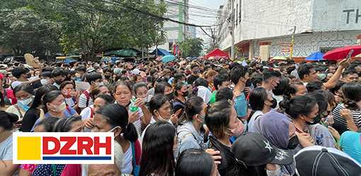 Injuries, tears mar distribution of education aid in DSWD office