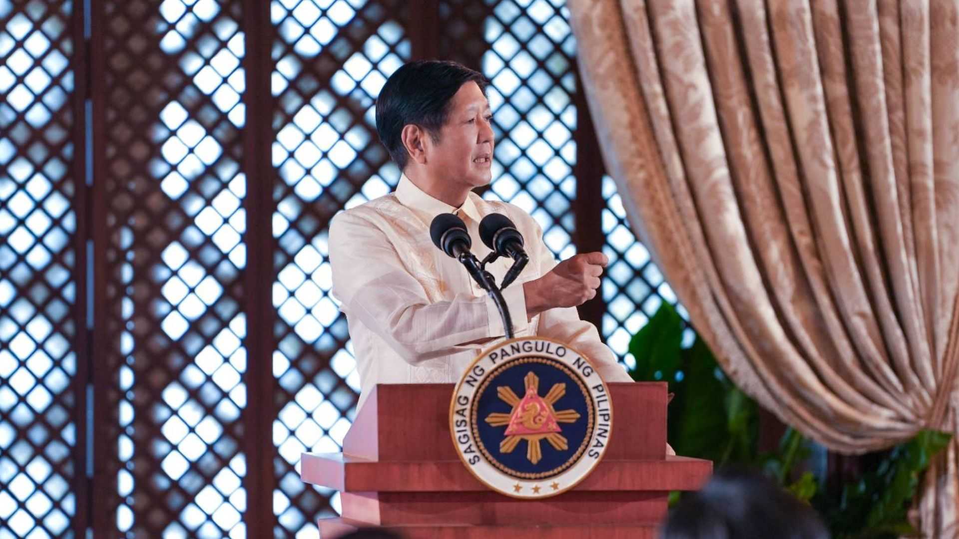 Marcos to grant land titles to farmers in Palawan