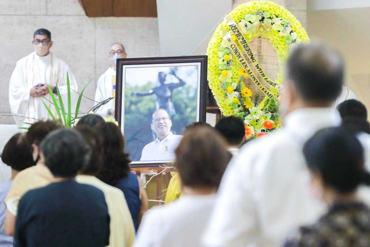 PNoy remembered as 'competent leader' as loved ones mark first death anniversary