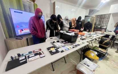 9 scammers nabbed in Cavite for 'vishing'