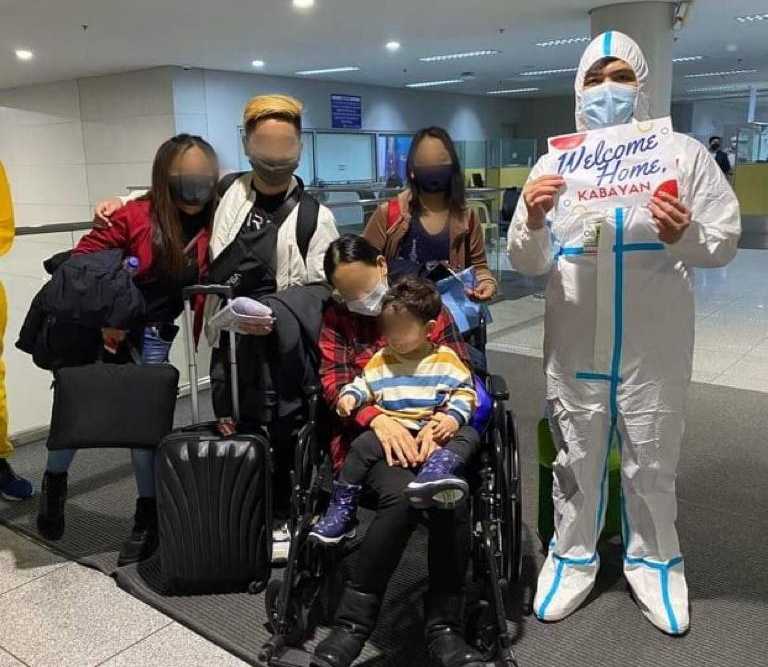 6 Filipinos from Ukraine return to PH