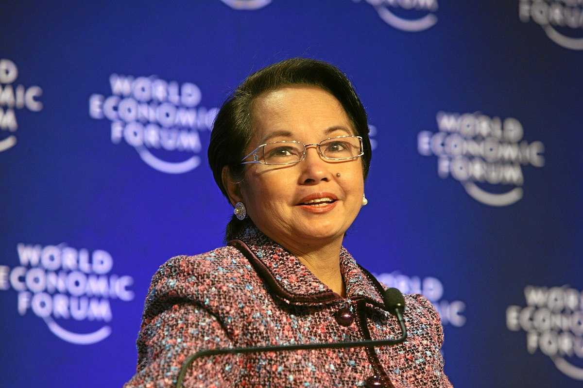 Arroyo asserts ICC can't investigate Duterte for his drug war