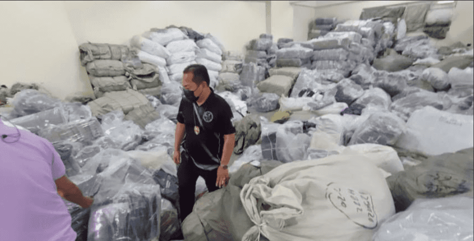 BOC padlocks storage facility in Binondo for yielding P10-B fake signature goods