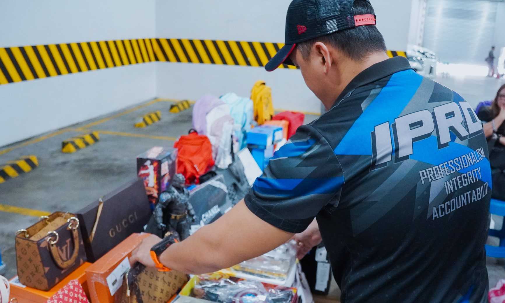 BOC seizes counterfeit goods worth P11 billion