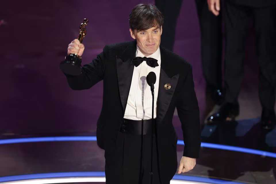 Cillian Murphy wins best actor Oscar for 'Oppenheimer'