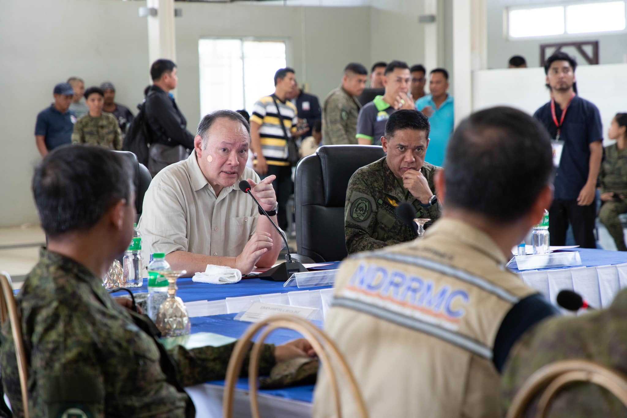 Defense chief calls for speed up development of PH bases