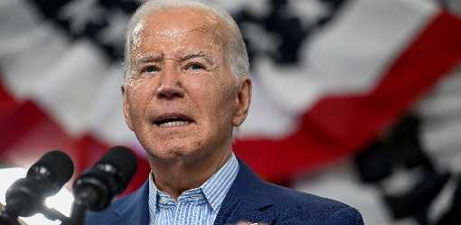 Democrats, Republicans want Biden to ease Ukraine weapons restrictions