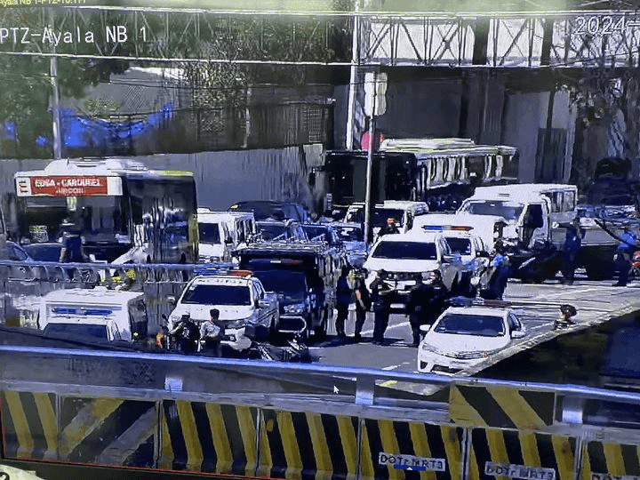 MMDA: EDSA Ayala SB Tunnel now passable after a road rage incident