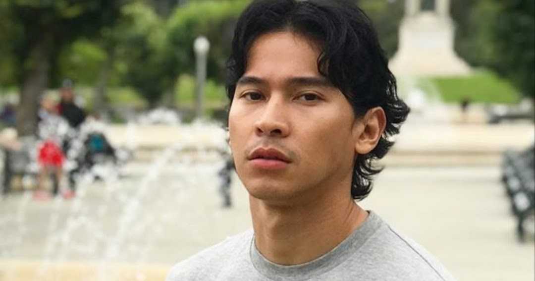 Enchong Dee voluntarily surrenders to NBI, posts bail for P 1-billion cyber libel case