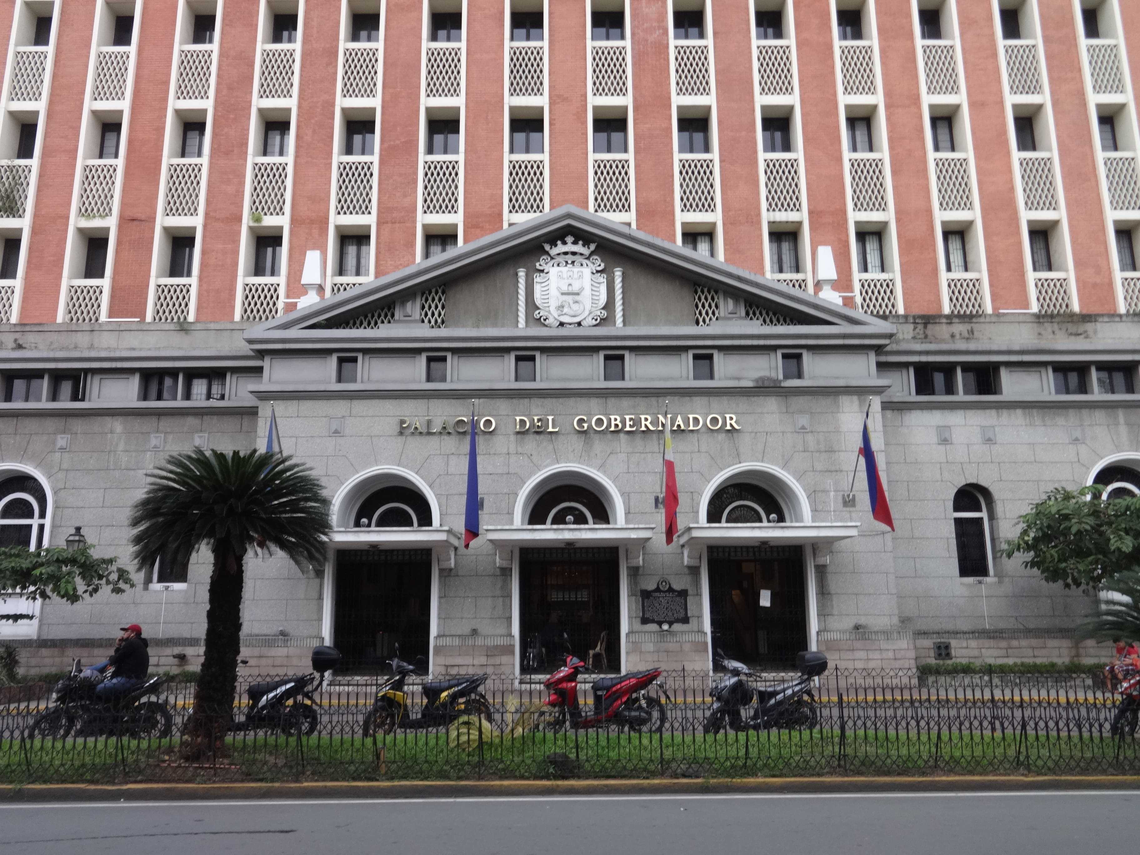 Fire hits Palacio De Gobernador in Intramuros