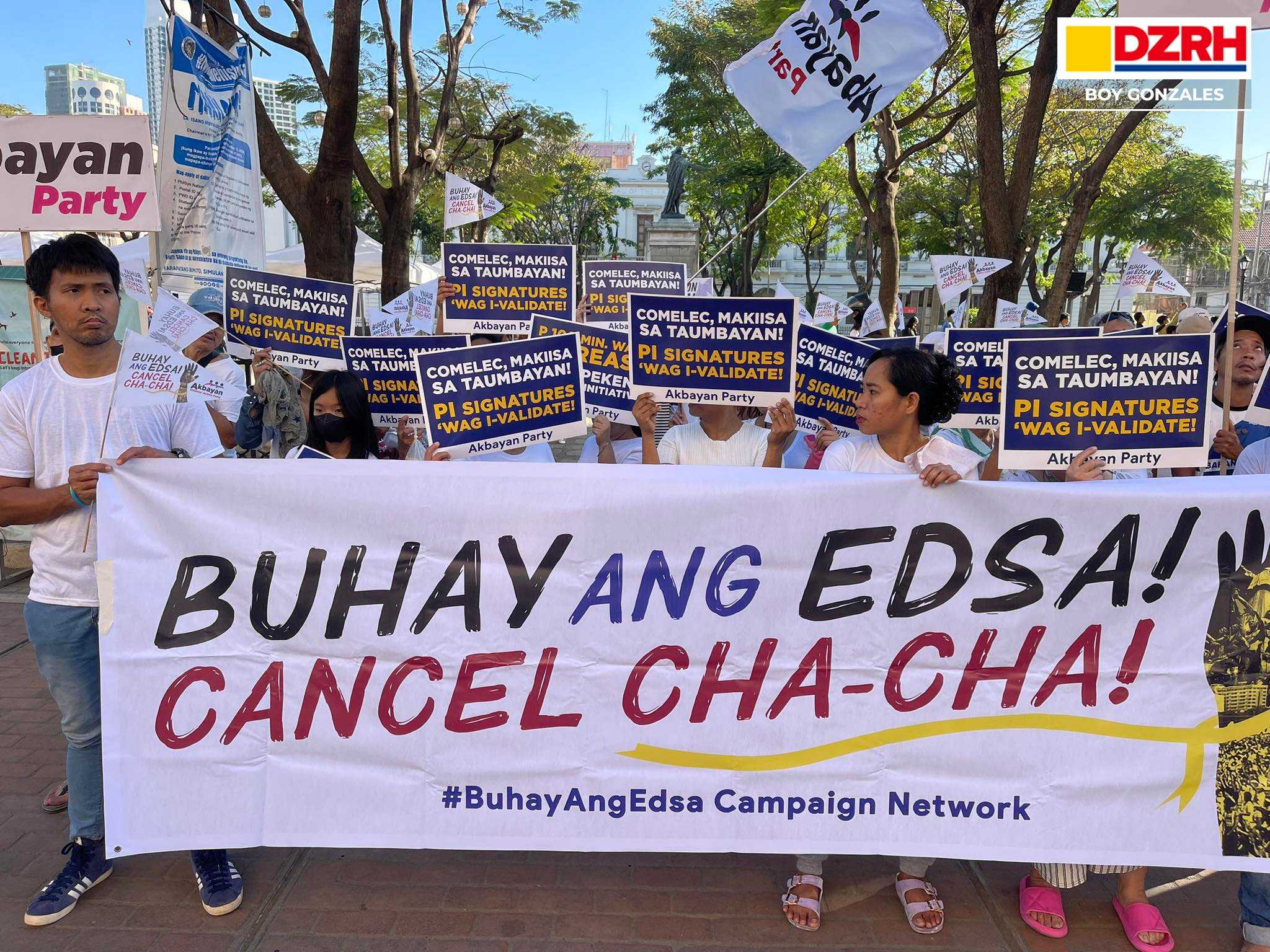 Groups hold protest against Charter change