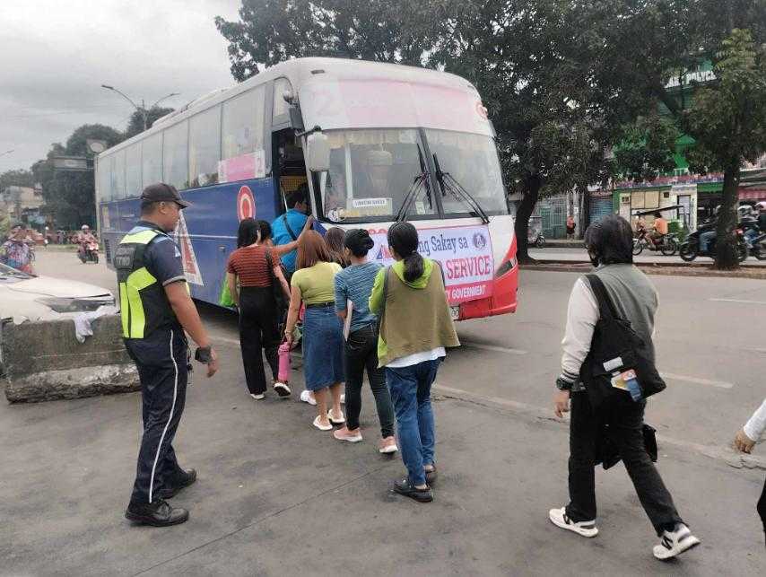 QC LGU offers 'libreng sakay' to QCitizen amid transport strike