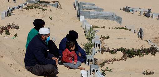 Living among the dead: Gaza families seek shelter in cemetery