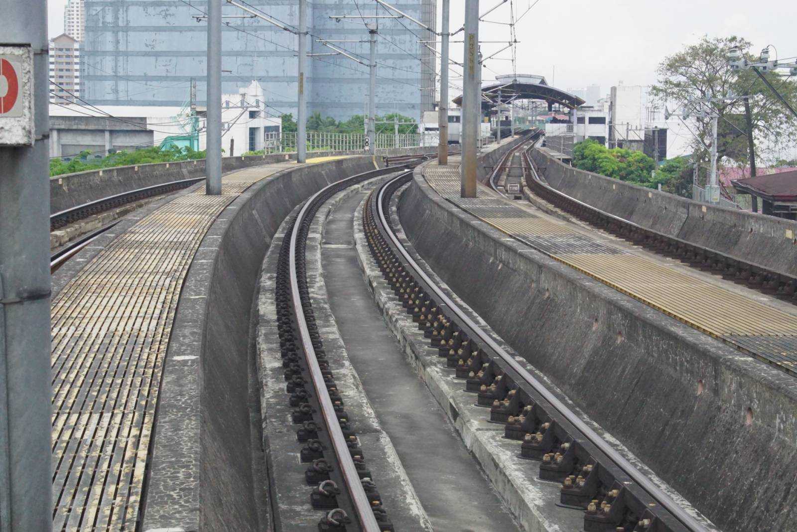 LRT-2 implements provisional service due to incident on viaduct